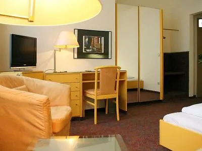 Andi Stadthotel 3* מינכן