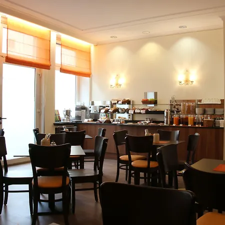 Andi Stadthotel 3* מינכן